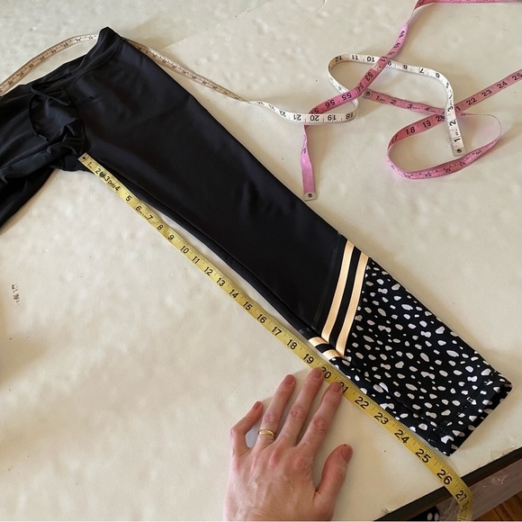 Sarah’s Day x White Fox Active Leggings Womens Size Small SD X WFA Tights Black - Picture 10 of 13